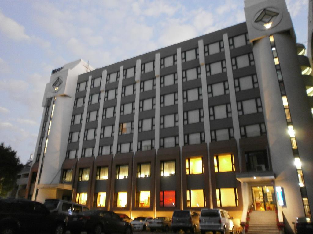 Kaohsiung International Plaza Hotel Exterior foto